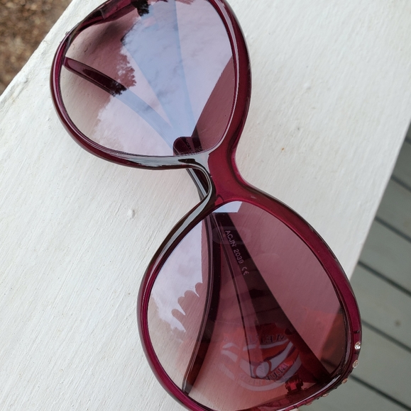 Raspberry Pink Rhinestone-encrusted Sunnies - Picture 3 of 14